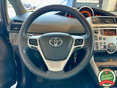 Toyota Verso 2.0 D Luxury Pack 7 posti (14)