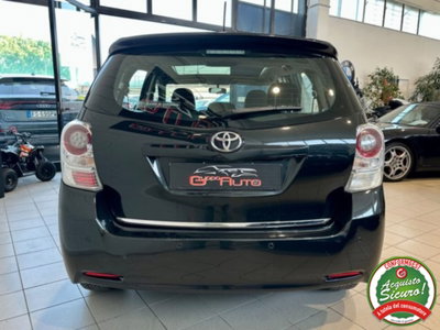 Toyota Verso 2.0 D Luxury Pack 7 posti (4)