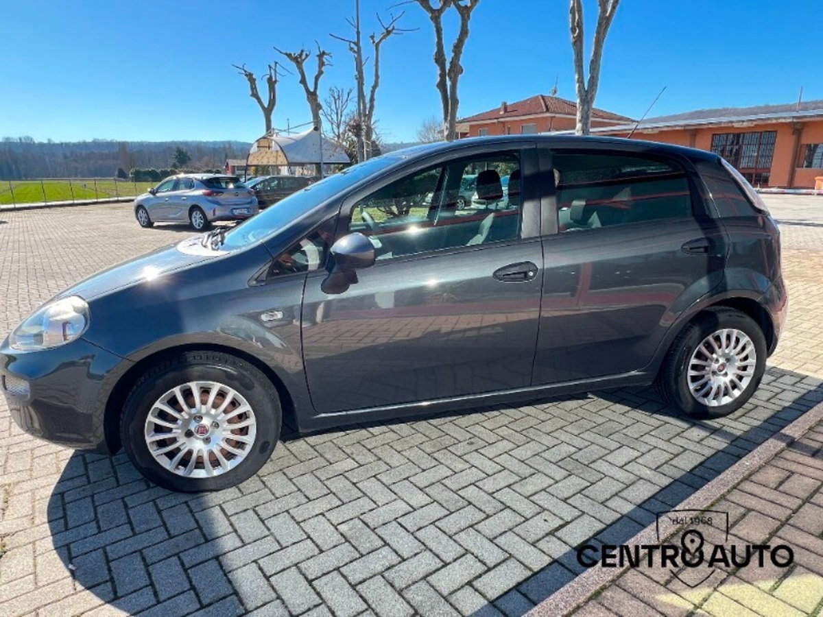 Fiat Punto 1.3 MJT II 75 CV 5 porte Street (7)