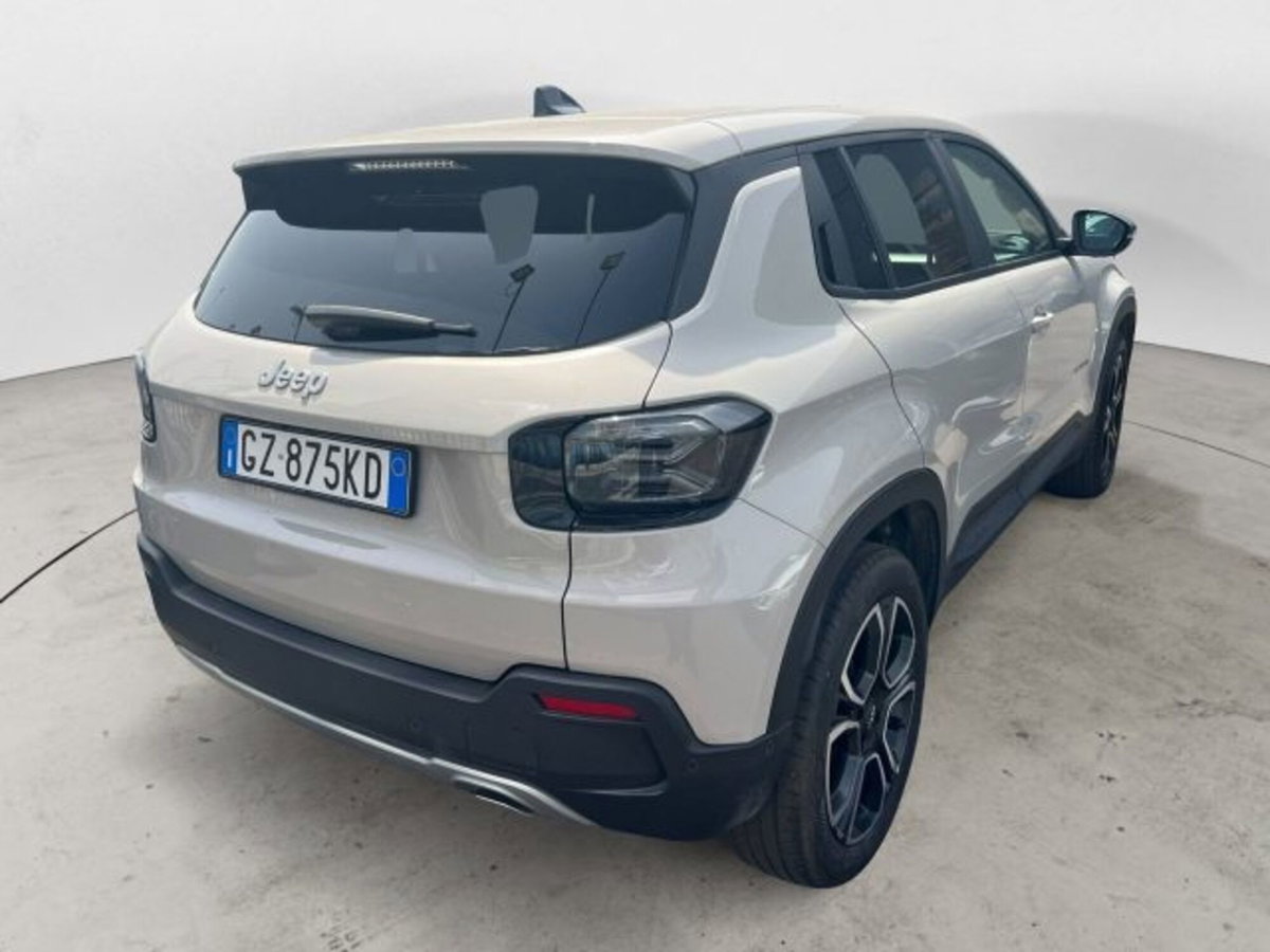 Jeep Avenger 1.2 turbo Summit fwd 100cv (2)