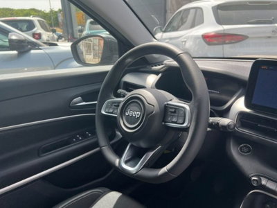 Jeep Avenger 1.2 turbo Summit fwd 100cv (9)