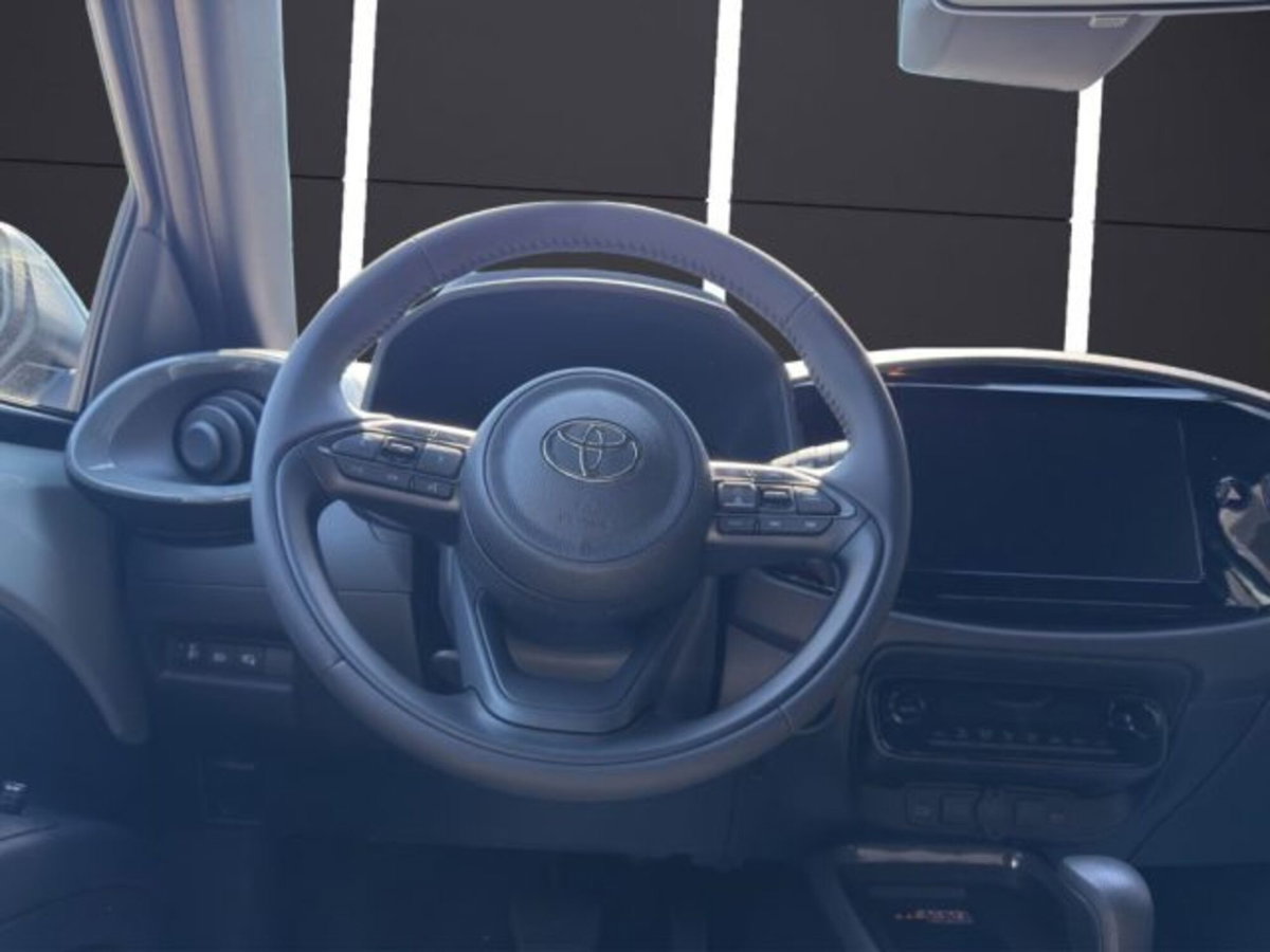 Toyota Aygo X 1.5 hybrid Icon e-cvt (10)