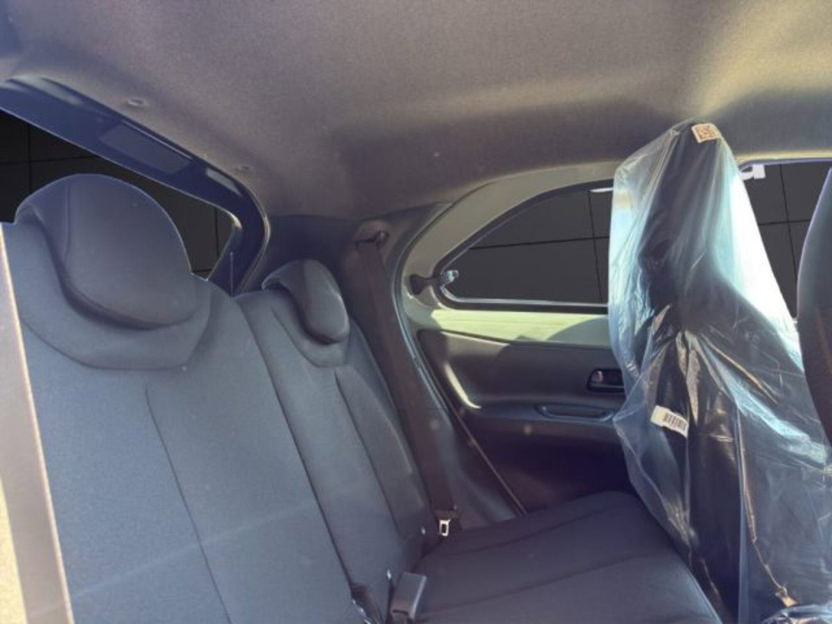Toyota Aygo X 1.5 hybrid Icon e-cvt (19)