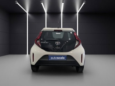 Toyota Aygo X 1.0 VVT-i 72 CV 5 porte Limited Air (4)