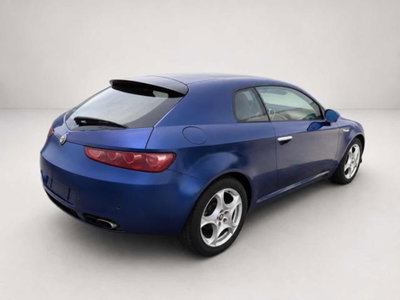 Alfa Romeo Brera 2.2 JTS (2)