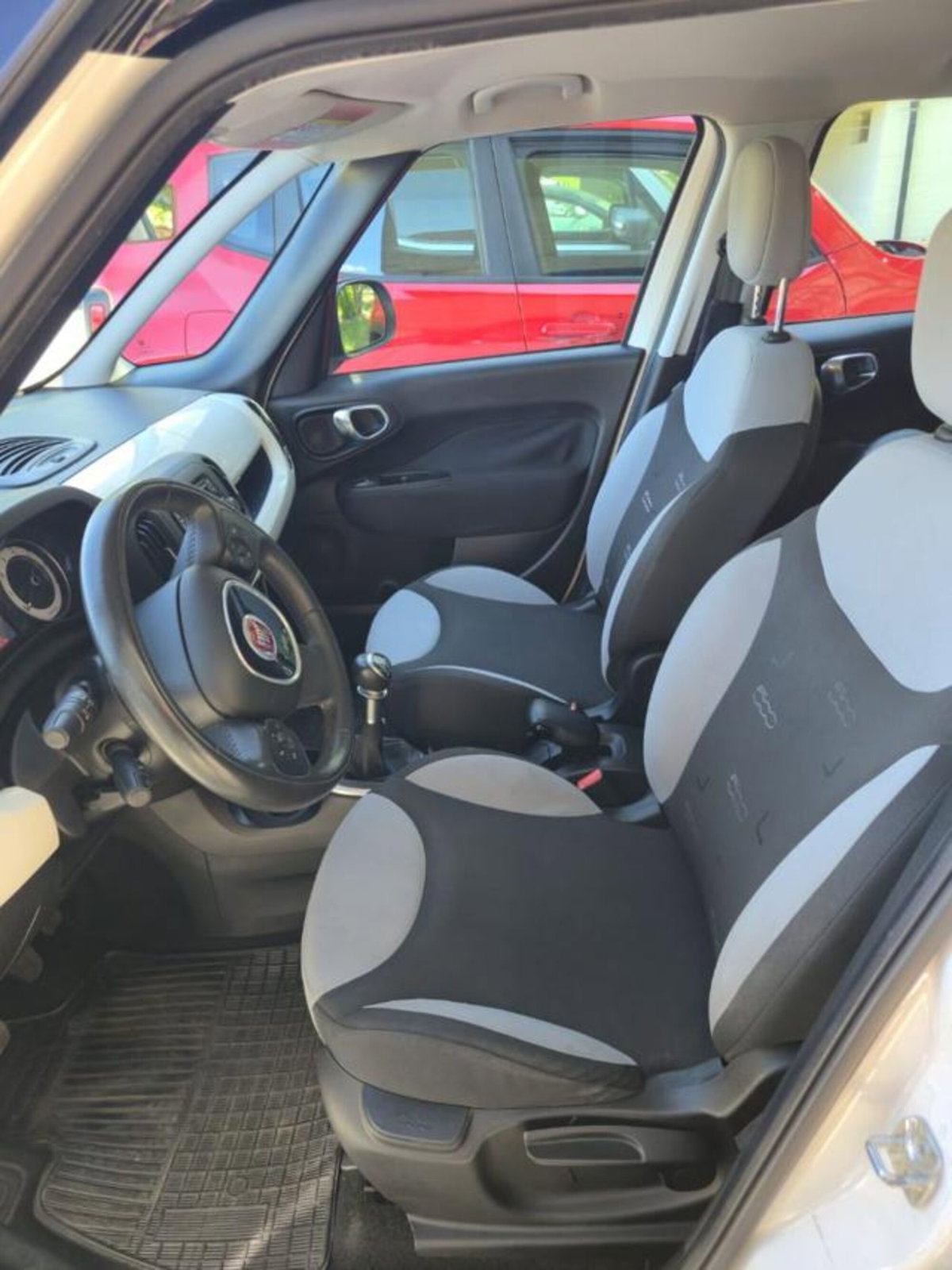 Fiat 500L 1.4 95 CV Lounge (4)