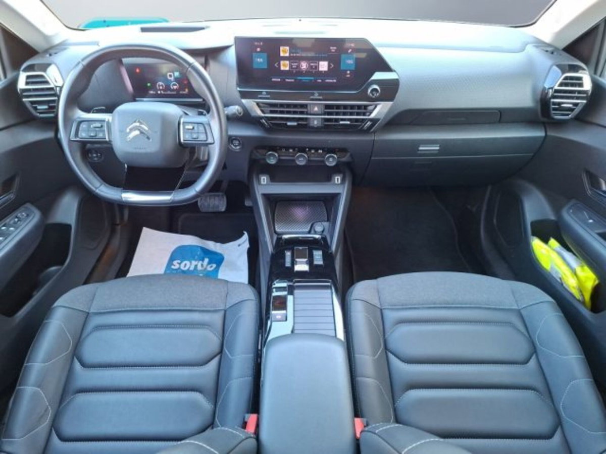 Citroen C4 BlueHDi 130 S&S EAT8 Shine (10)