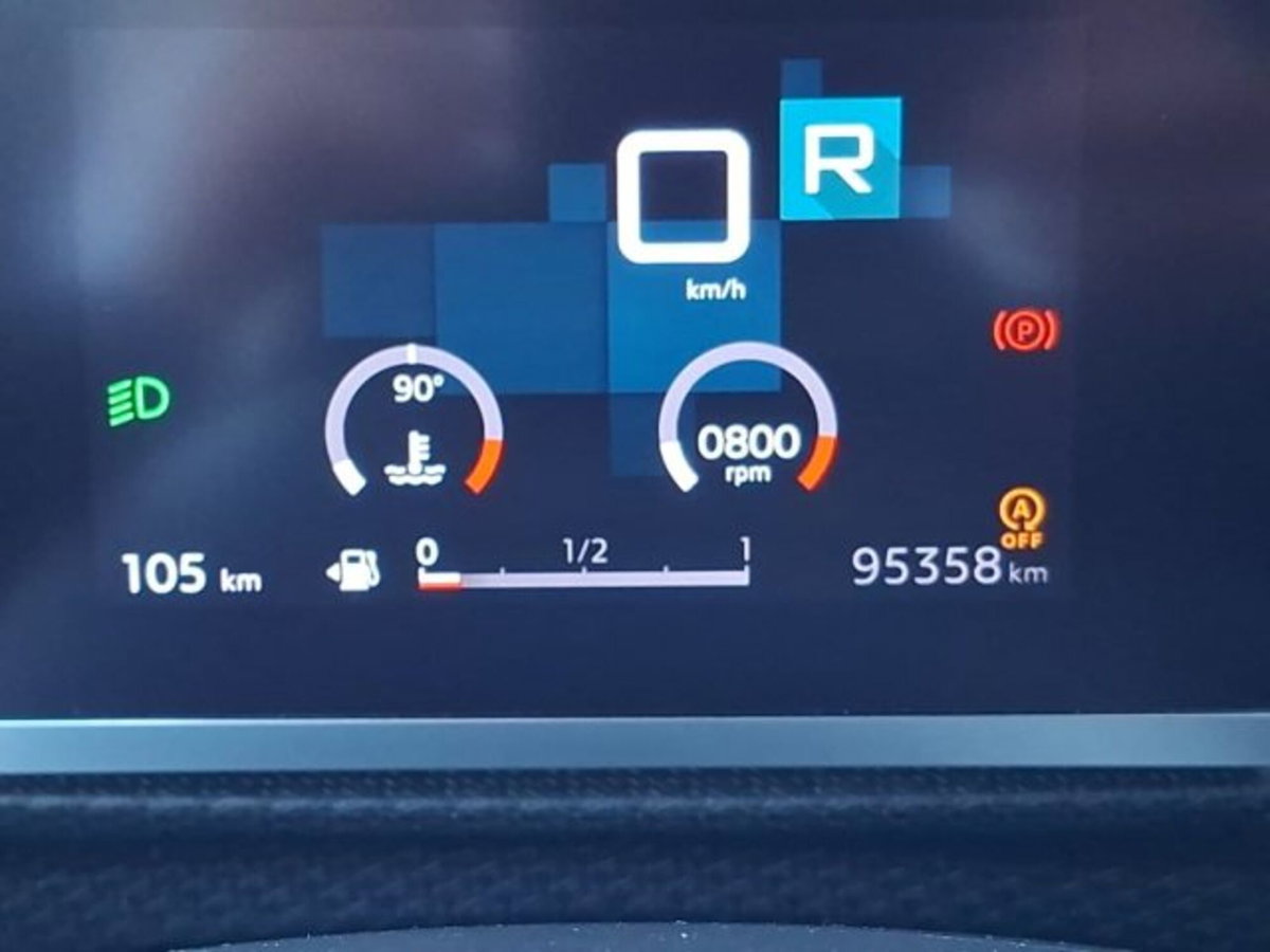 Citroen C4 BlueHDi 130 S&S EAT8 Shine (18)