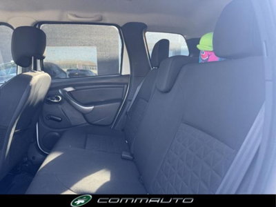 Dacia Duster 1.5 dCi 110CV Start&Stop 4x2 Lauréate (19)