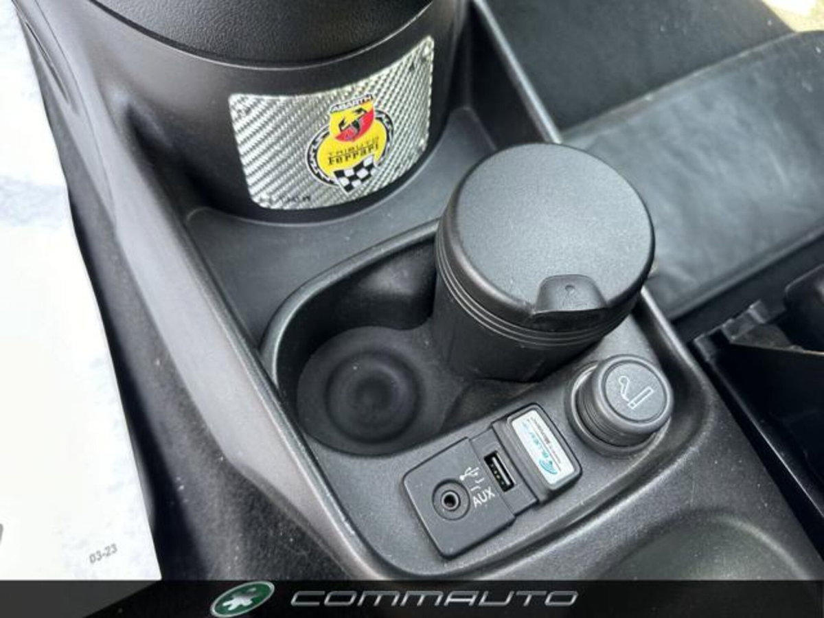 Abarth 695 695 1.4 Turbo T-Jet 180 CV Tributo 131 Rally (16)