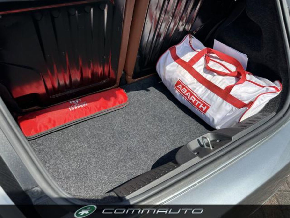 Abarth 695 695 1.4 Turbo T-Jet 180 CV Tributo 131 Rally (19)