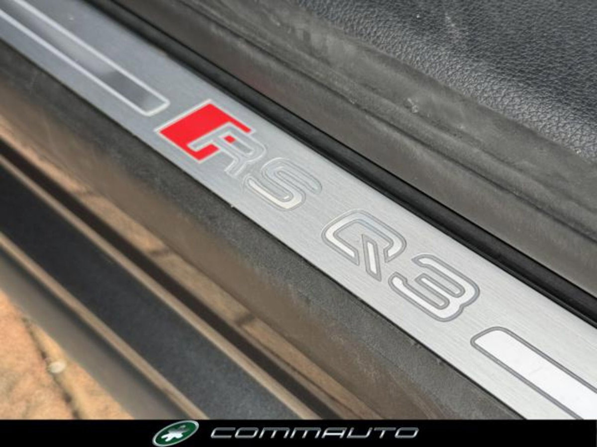 Audi RS Q3 Sportback 2.5 quattro s-tronic (17)