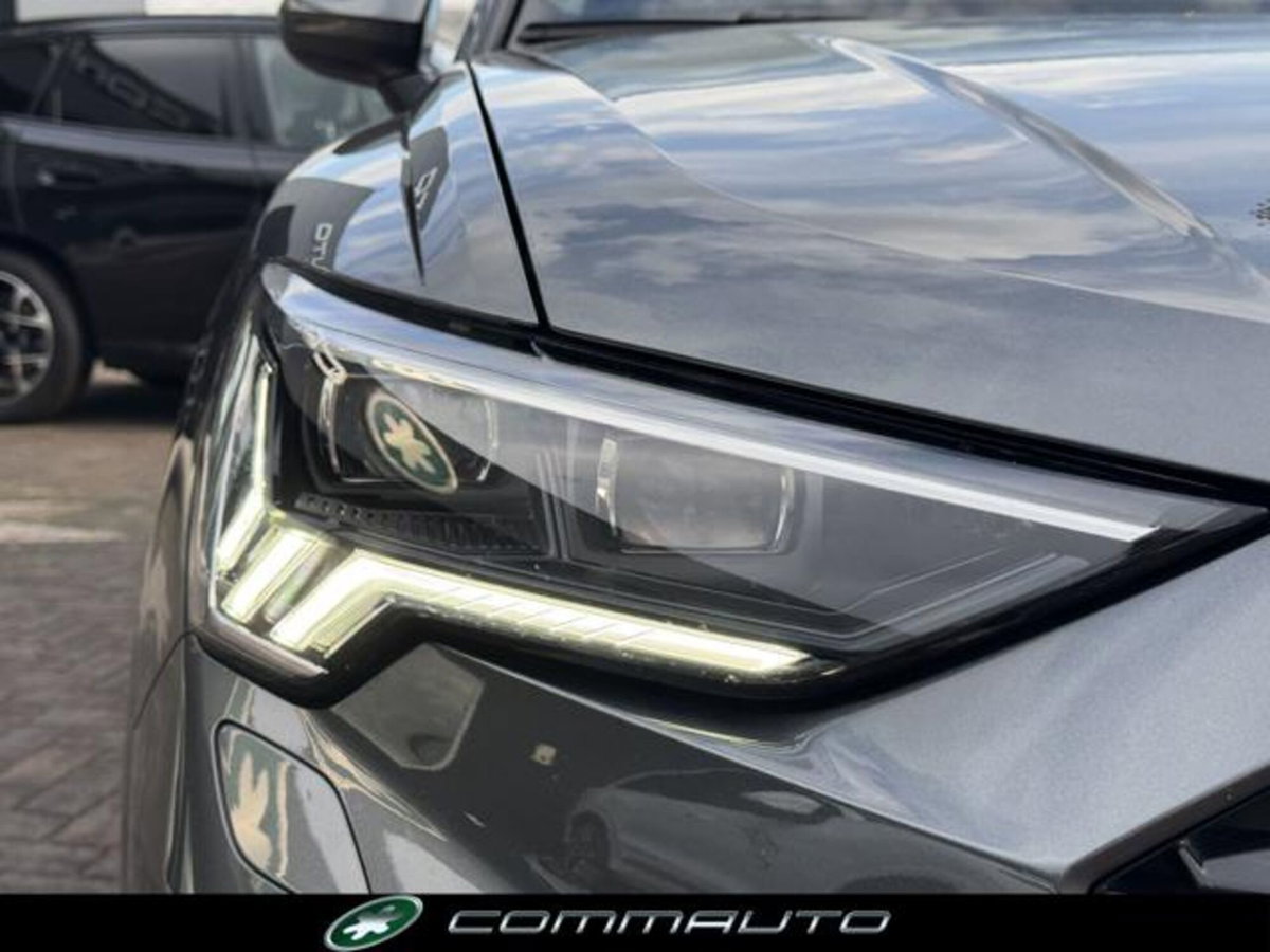 Audi RS Q3 Sportback 2.5 quattro s-tronic (9)