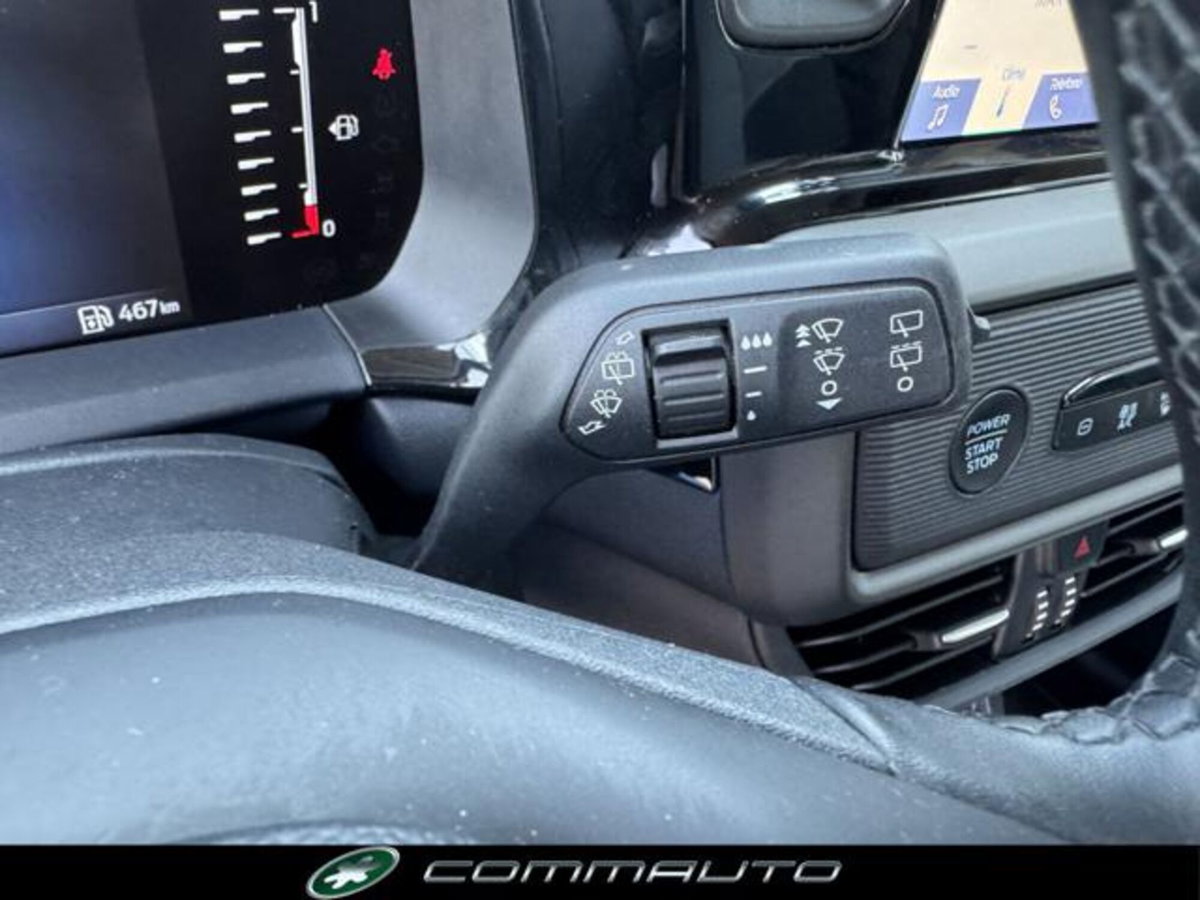 Ford Tourneo Courier 1.0 EcoBoost 100 CV Titanium (14)