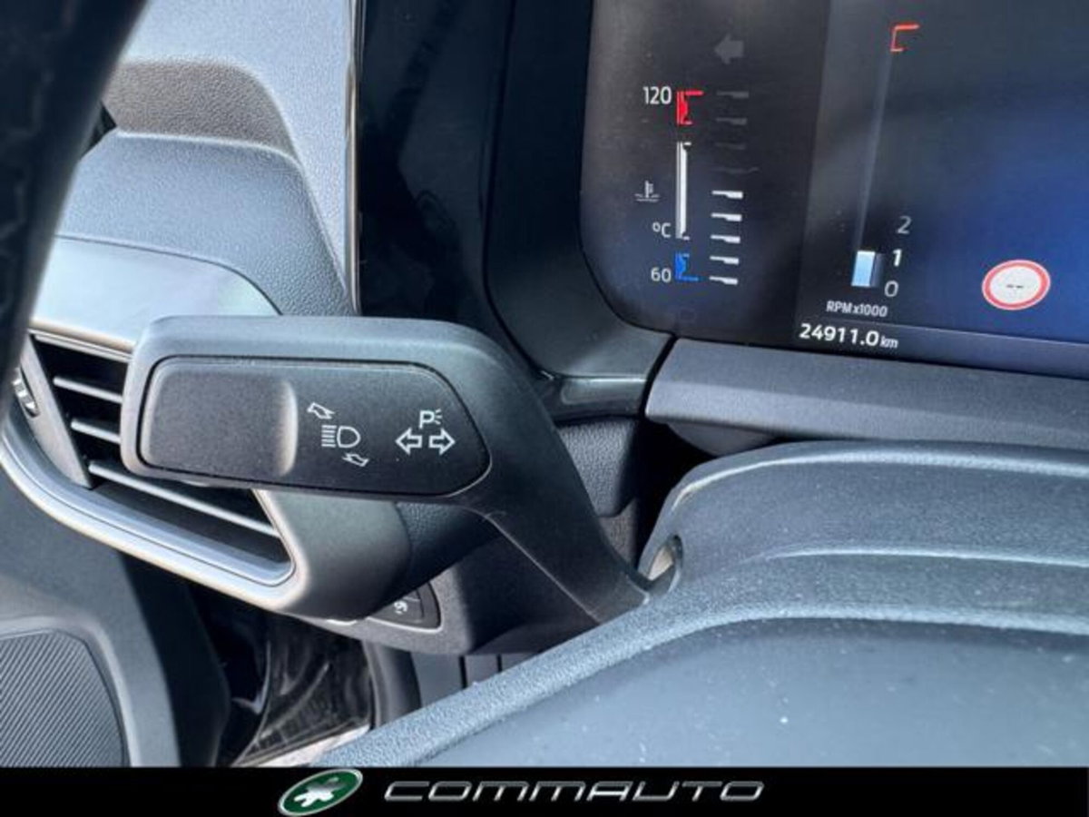 Ford Tourneo Courier 1.0 EcoBoost 100 CV Titanium (15)