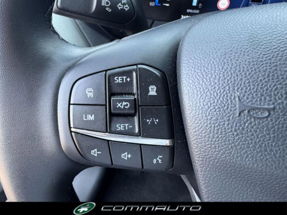 Ford Tourneo Courier 1.0 EcoBoost 100 CV Titanium (16)