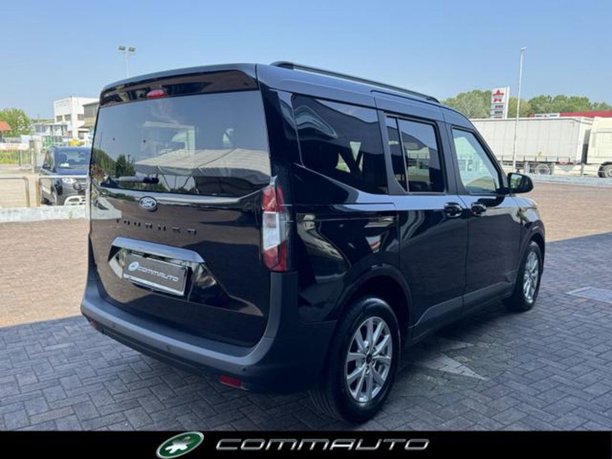 Ford Tourneo Courier 1.0 EcoBoost 100 CV Titanium (4)