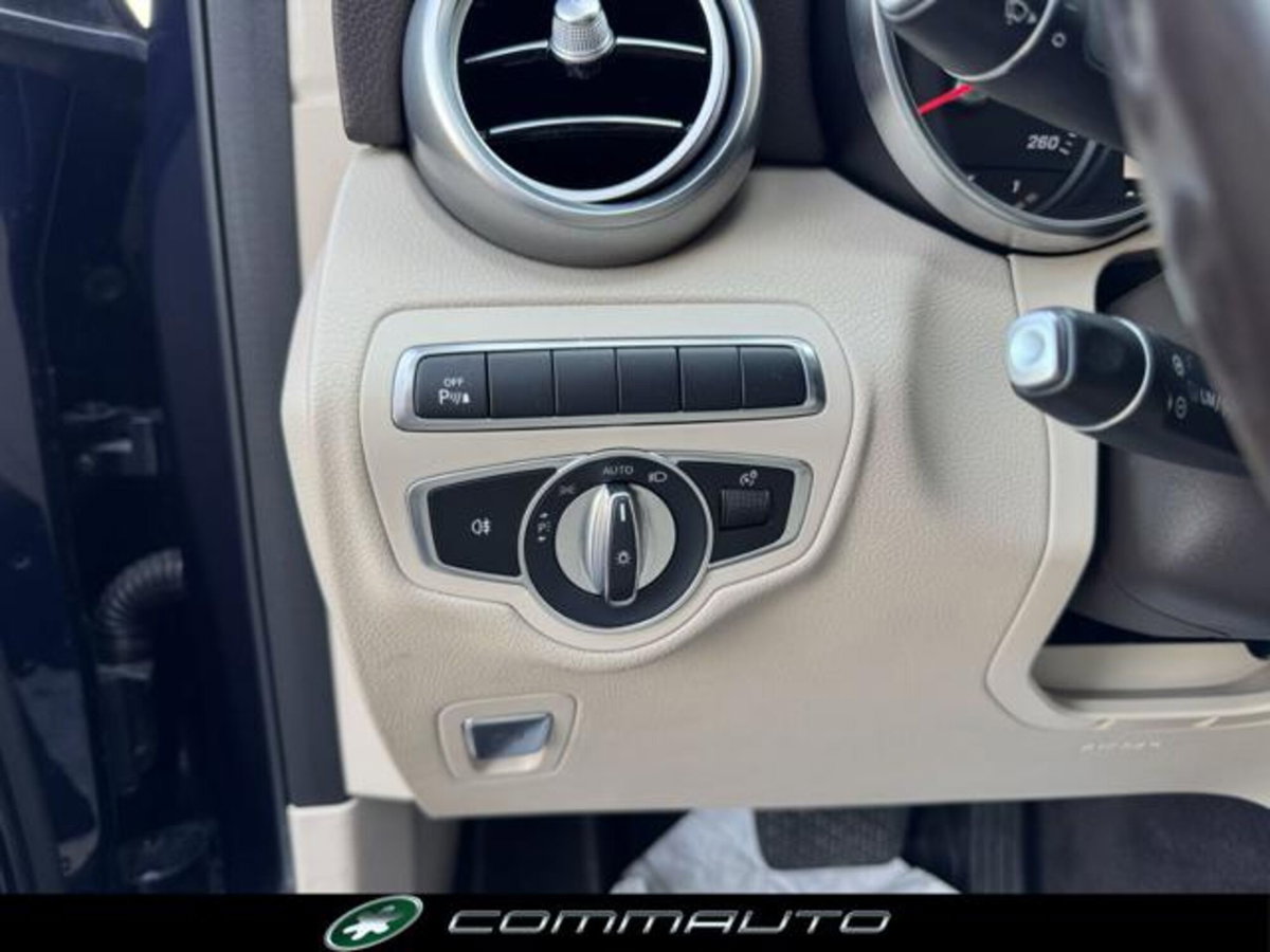 Mercedes-Benz GLC Coupé 250 d 4Matic Coupé Premium (14)