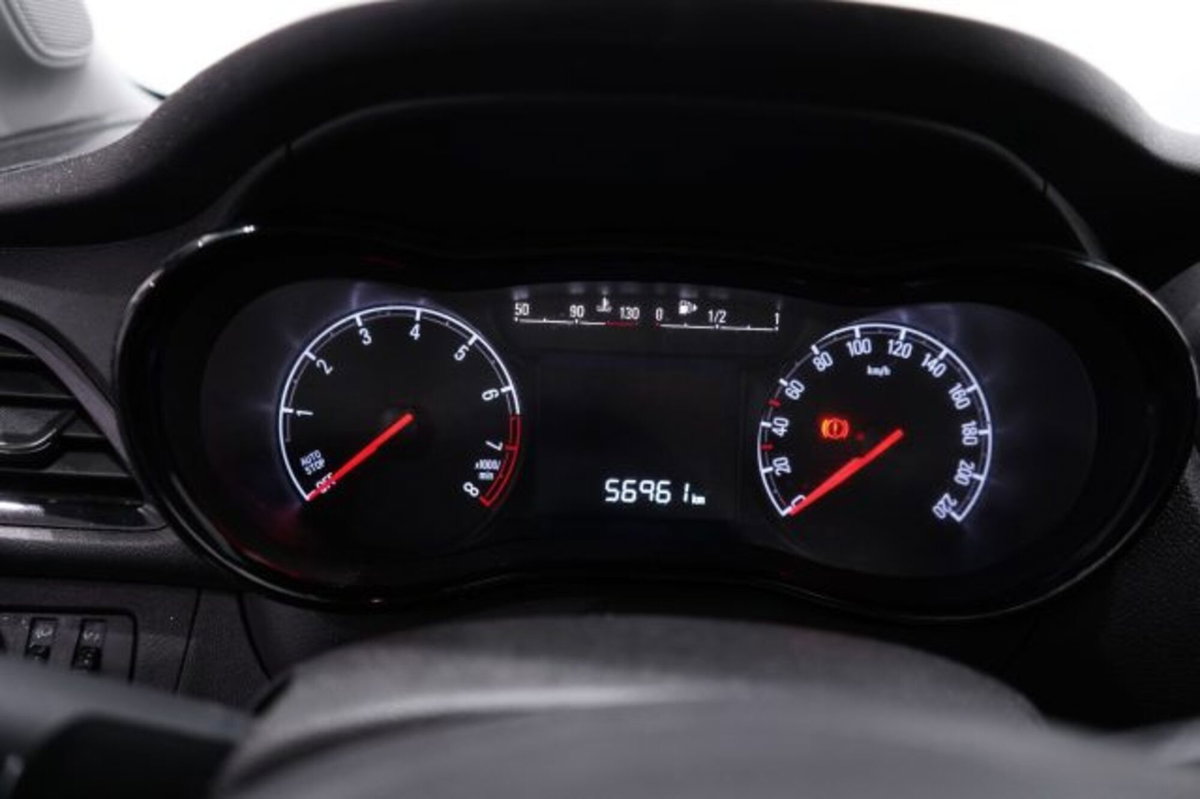 Opel Karl Rocks 1.0 73 CV (14)