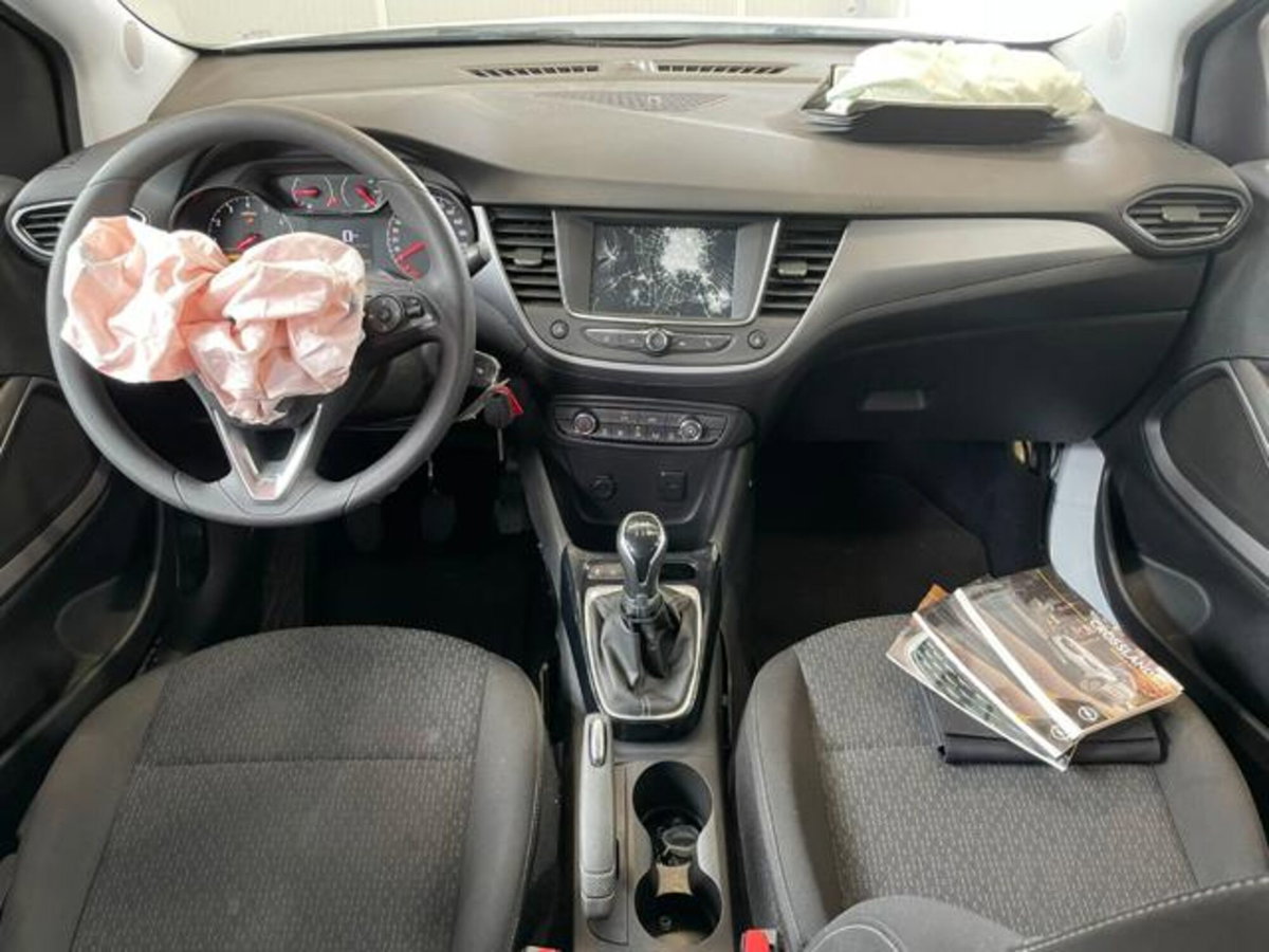 Opel Crossland X 1.2 12V (13)