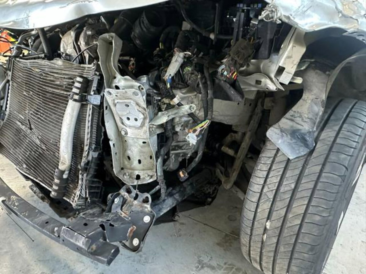 Opel Astra 1.5 Turbo Diesel 130 CV AT8 Business Elegance (11)