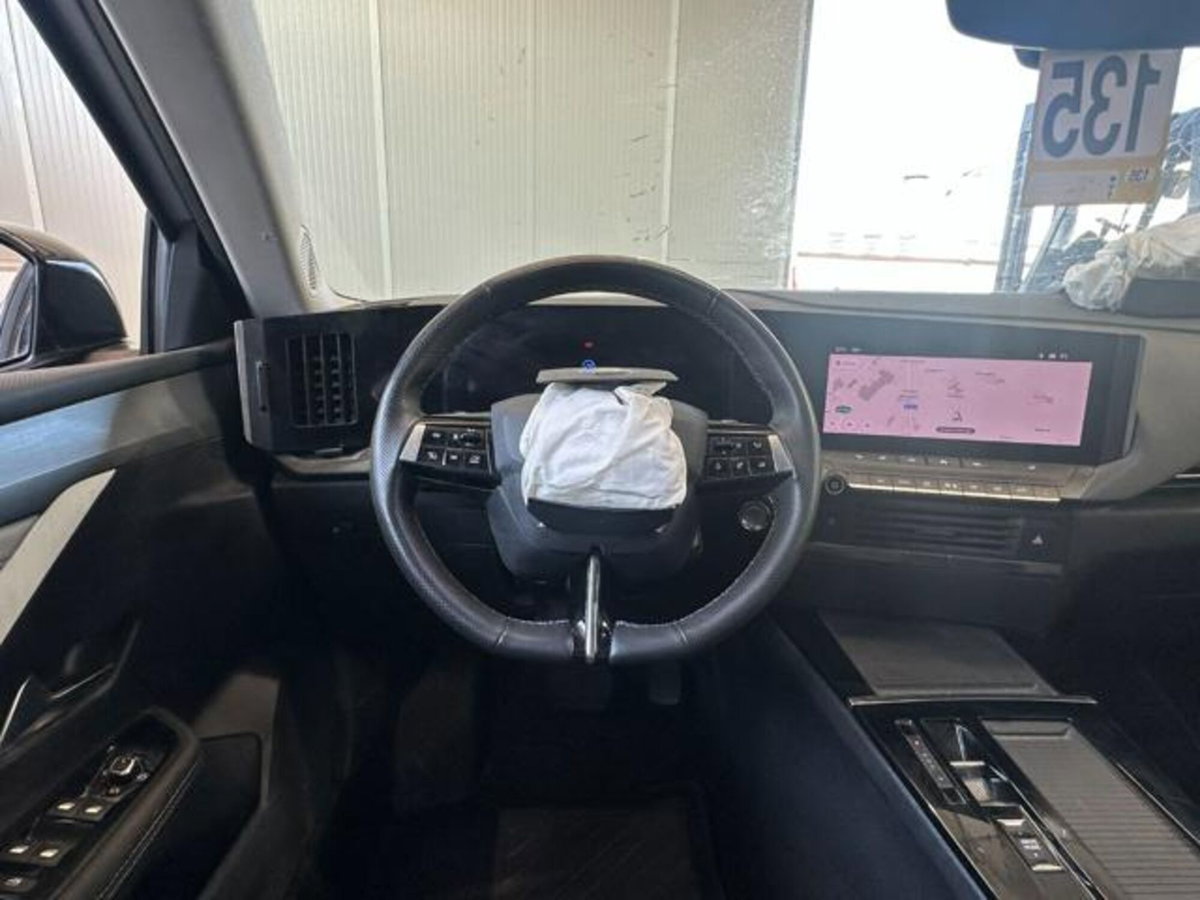 Opel Astra 1.5 Turbo Diesel 130 CV AT8 Business Elegance (16)