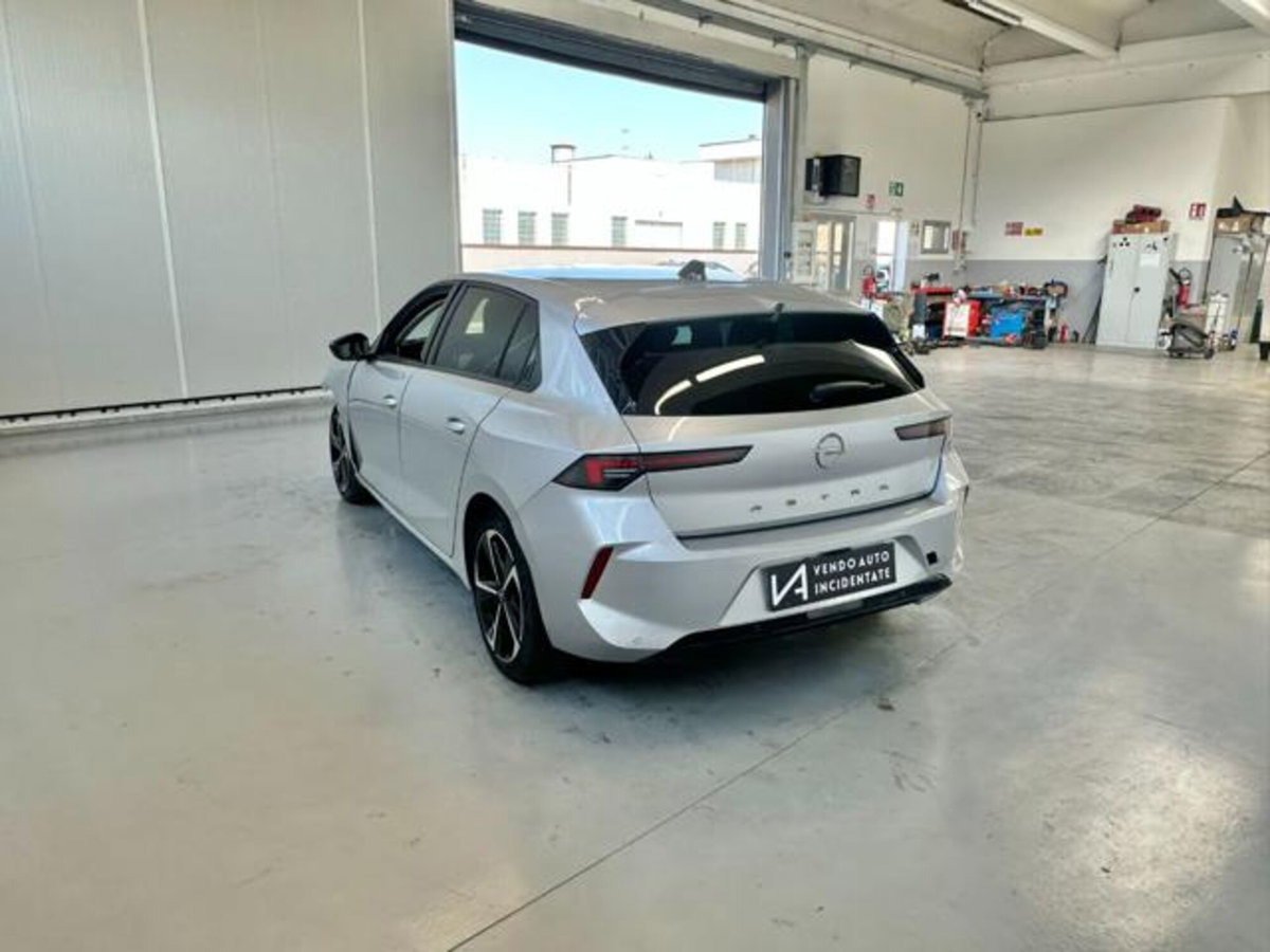 Opel Astra 1.5 Turbo Diesel 130 CV AT8 Business Elegance (5)