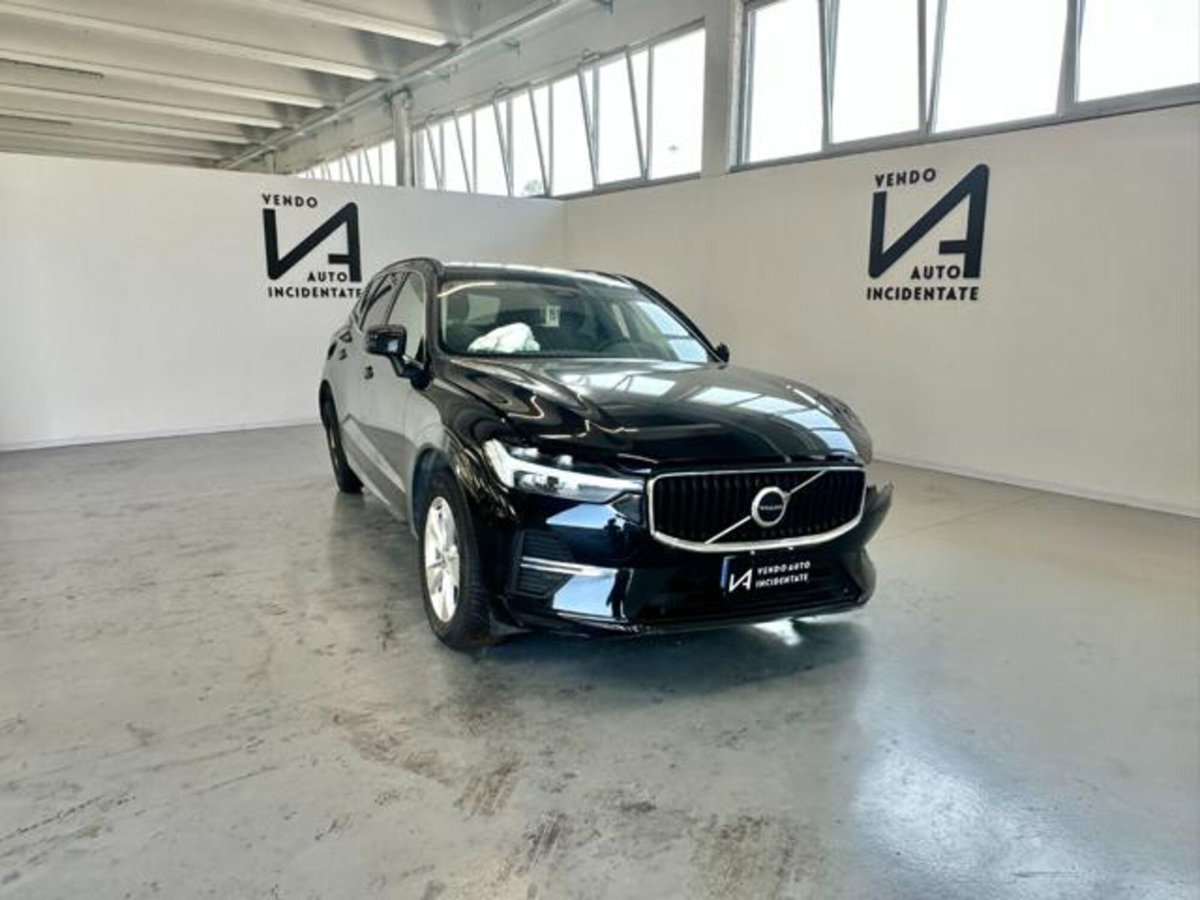 Volvo XC60 2.0 b5 Core awd auto