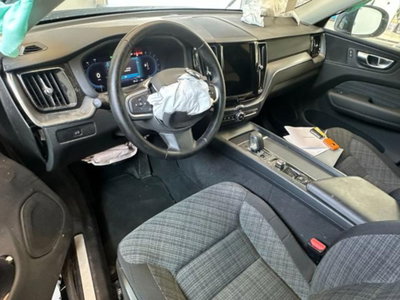 Volvo XC60 2.0 b5 Core awd auto (13)