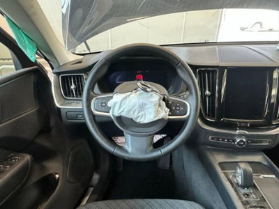 Volvo XC60 2.0 b5 Core awd auto (15)
