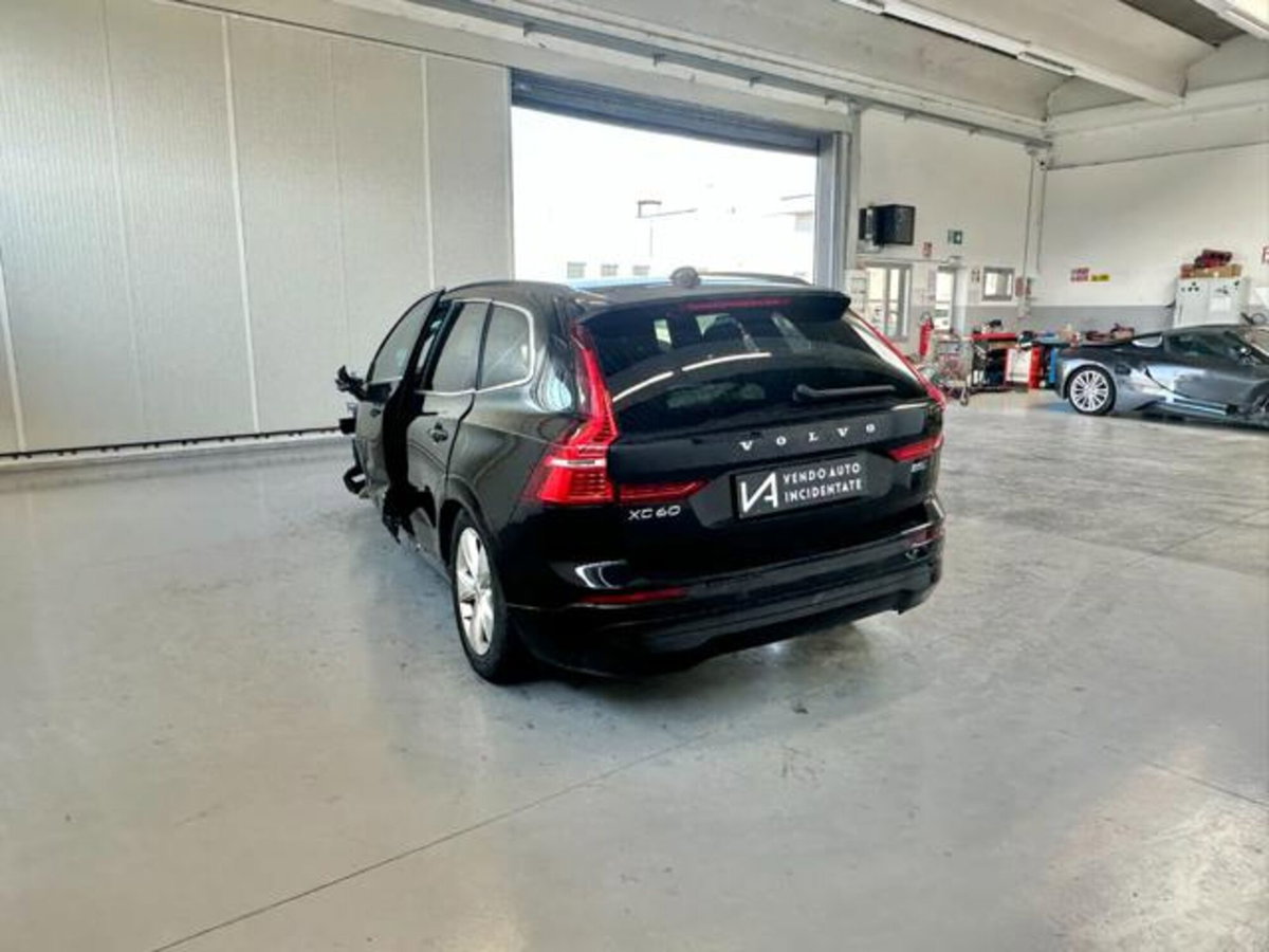 Volvo XC60 2.0 b5 Core awd auto (5)