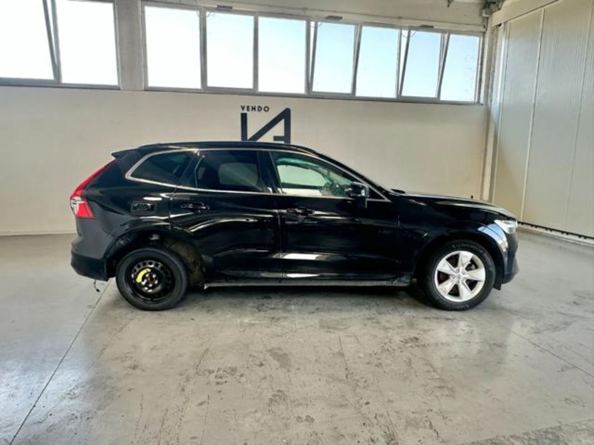 Volvo XC60 2.0 b5 Core awd auto (8)