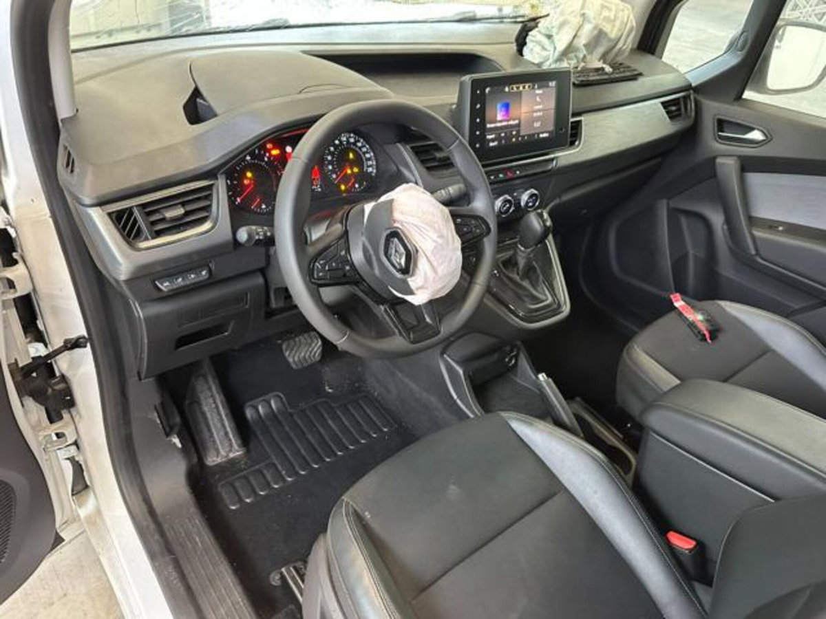 Renault Kangoo 1.5 blue dci Equilibre 95cv edc (12)