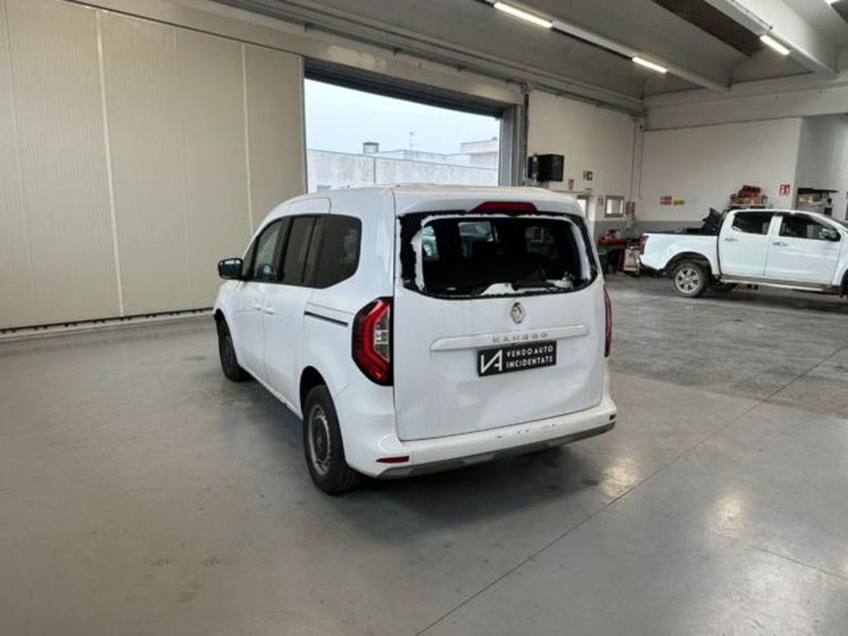 Renault Kangoo 1.5 blue dci Equilibre 95cv edc (5)