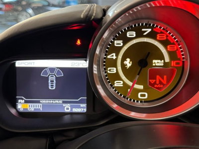 Ferrari California Spider California T DCT (14)