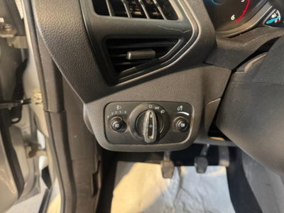 Ford C-Max 1.5 TDCi 95CV Start&Stop Titanium (14)
