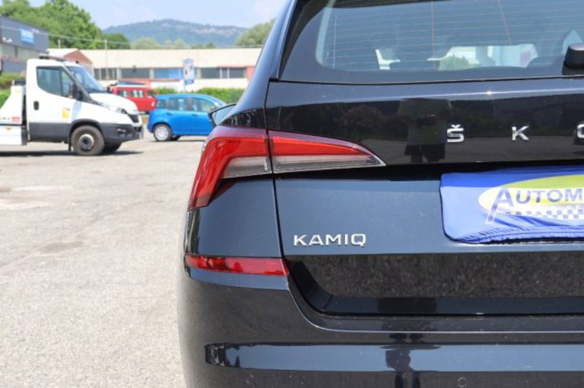 Skoda Kamiq 1.0 TSI 115 CV Style (19)