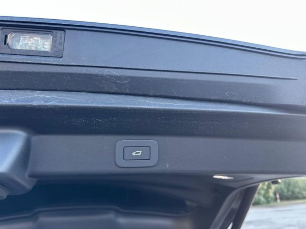 Land Rover Range Rover Sport 3.0D l6 300 CV HSE Dynamic Stealth (18)