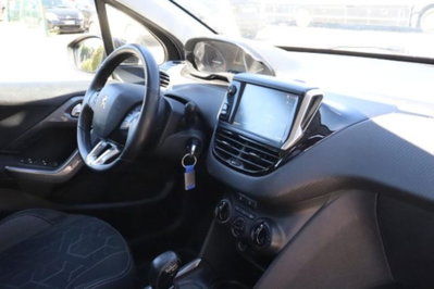 Peugeot 2008 82 Allure (14)