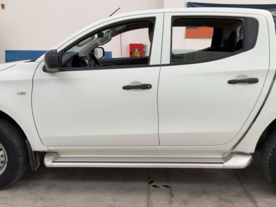 Mitsubishi L200 2.4 DI-D/154CV 2WD Double Cab Inform (6)