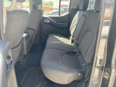 Nissan Navara 2.5 dCi 4 porte Double Cab LE (11)