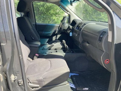 Nissan Navara 2.5 dCi 4 porte Double Cab LE (14)