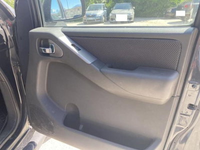 Nissan Navara 2.5 dCi 4 porte Double Cab LE (15)