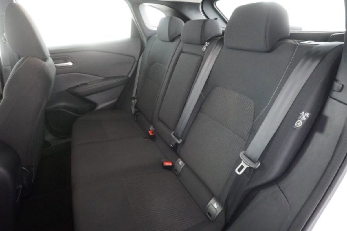 Nissan Qashqai 1.3 mhev Acenta 2wd 158cv xtronic (3)