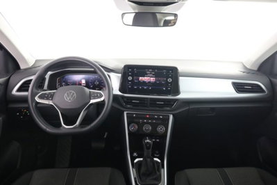 Volkswagen T-Roc 1.5 tsi Life dsg (4)
