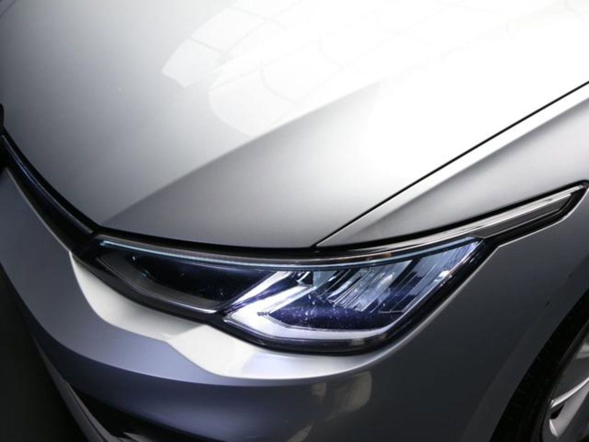 Volkswagen Golf Variant 1.0 eTSI EVO DSG Life (10)