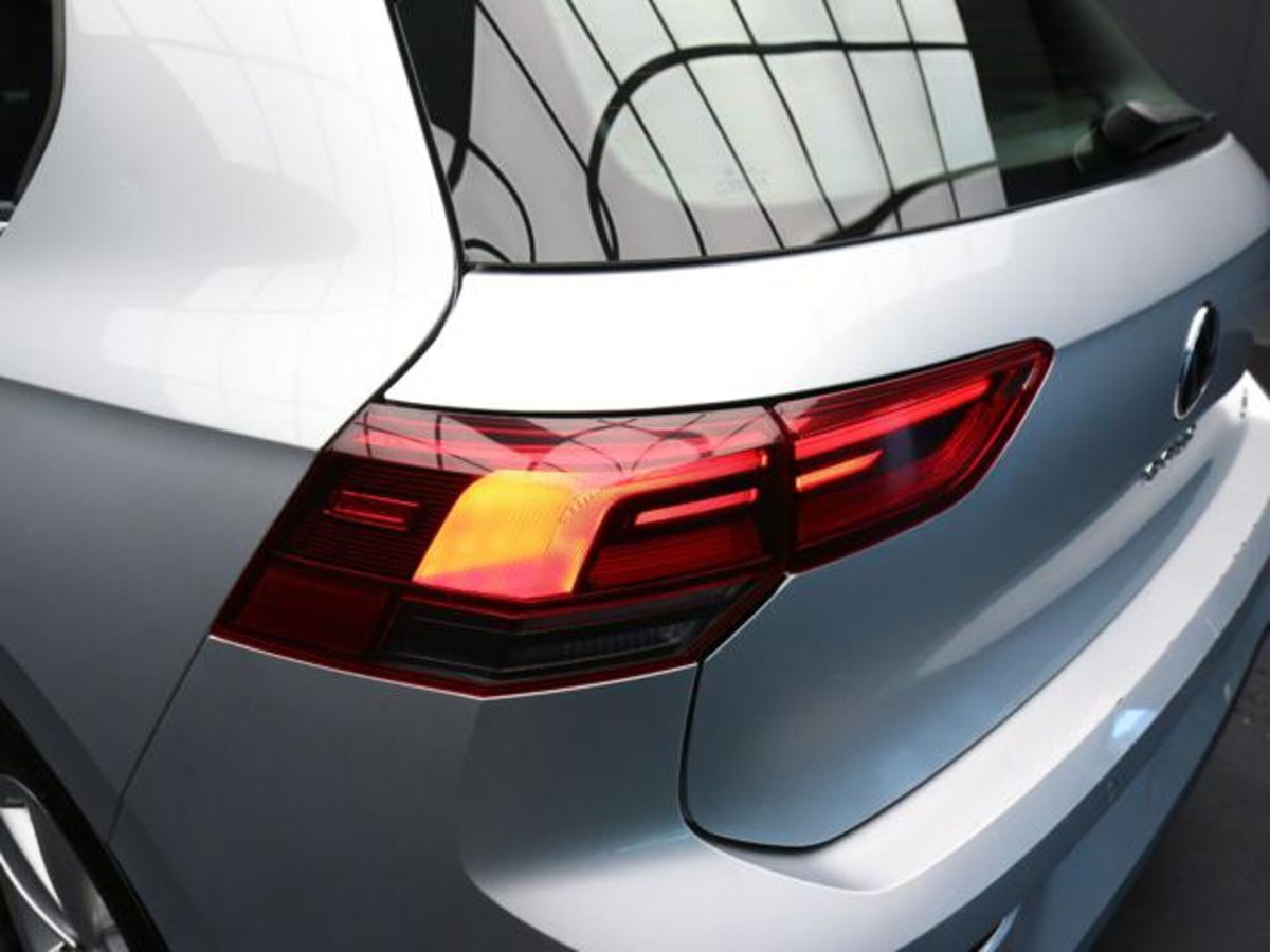 Volkswagen Golf Variant 1.0 eTSI EVO DSG Life (11)