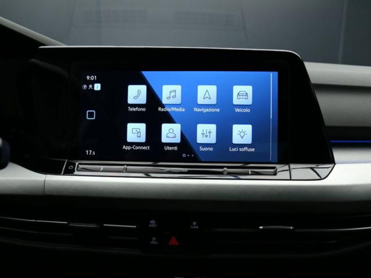 Volkswagen Golf Variant 1.0 eTSI EVO DSG Life (14)