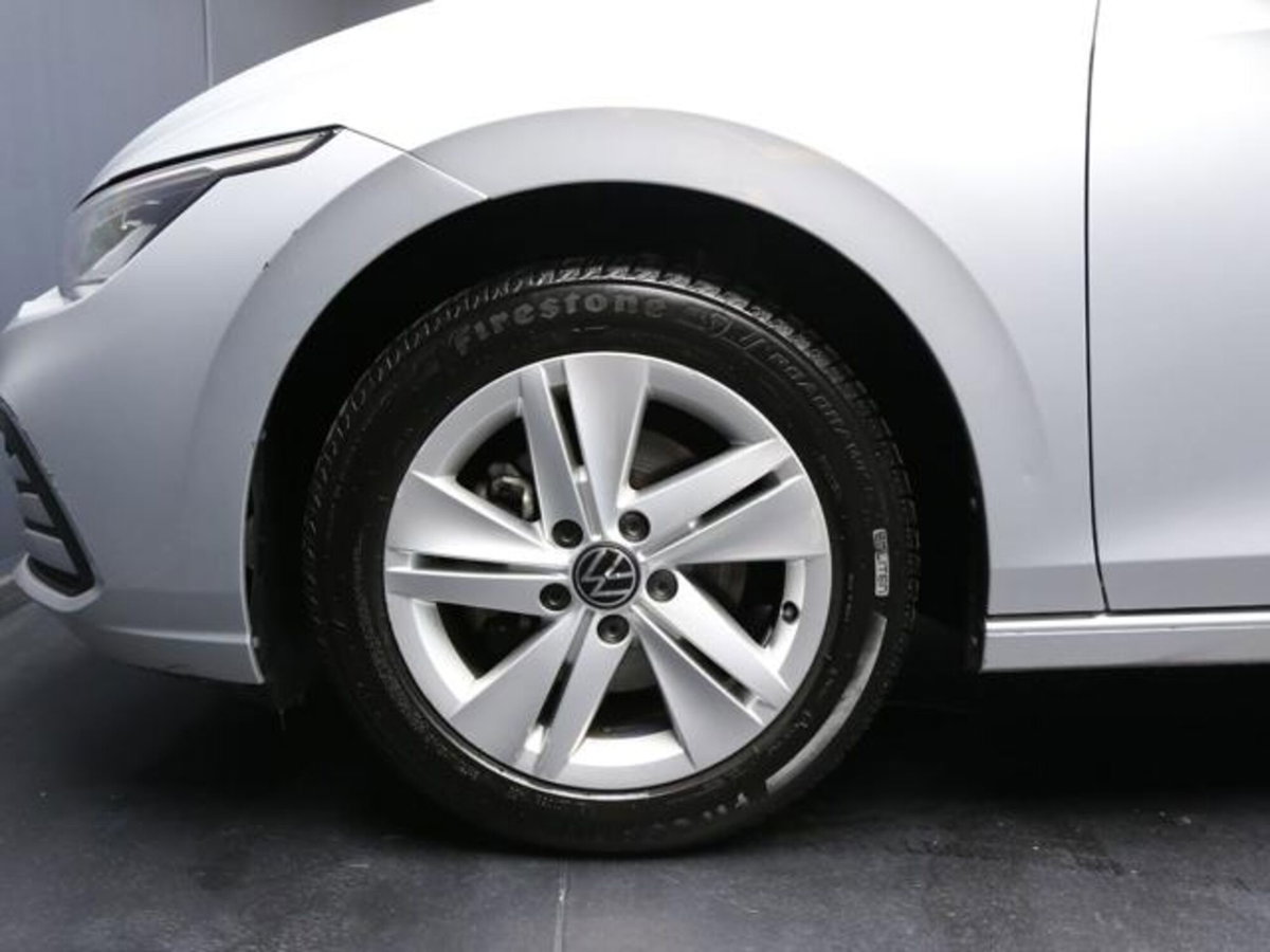 Volkswagen Golf Variant 1.0 eTSI EVO DSG Life (4)