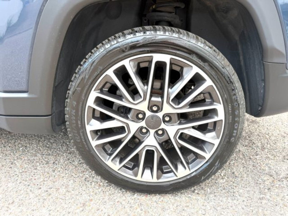 Jeep Compass 1.3 T4 190CV PHEV AT6 4xe Limited (8)